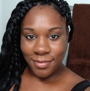 Meet your Posher, Janetta